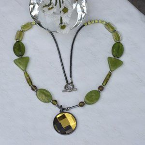 LIME GREEN BEADED NECKLACE